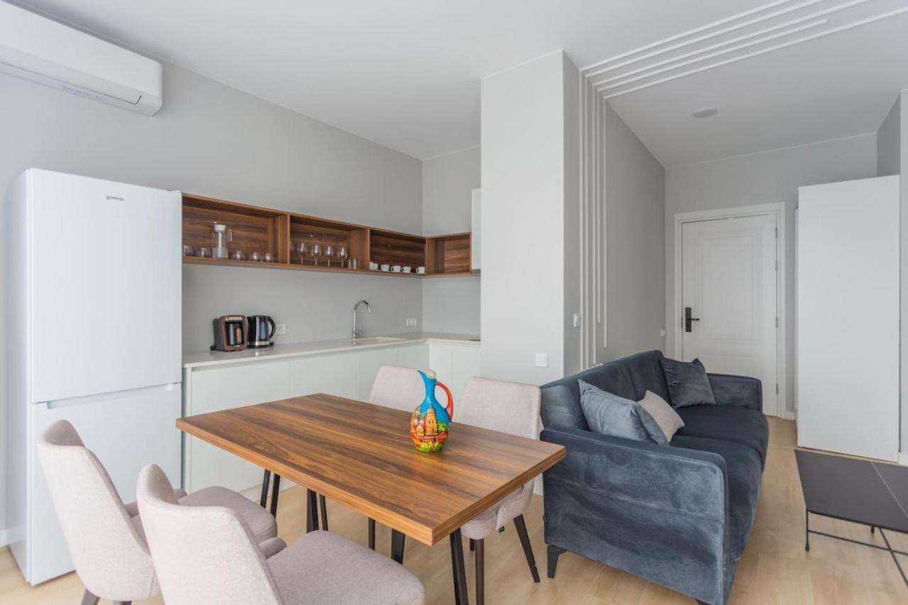 Nova Concierge Aparthotel Батуми Экстерьер фото