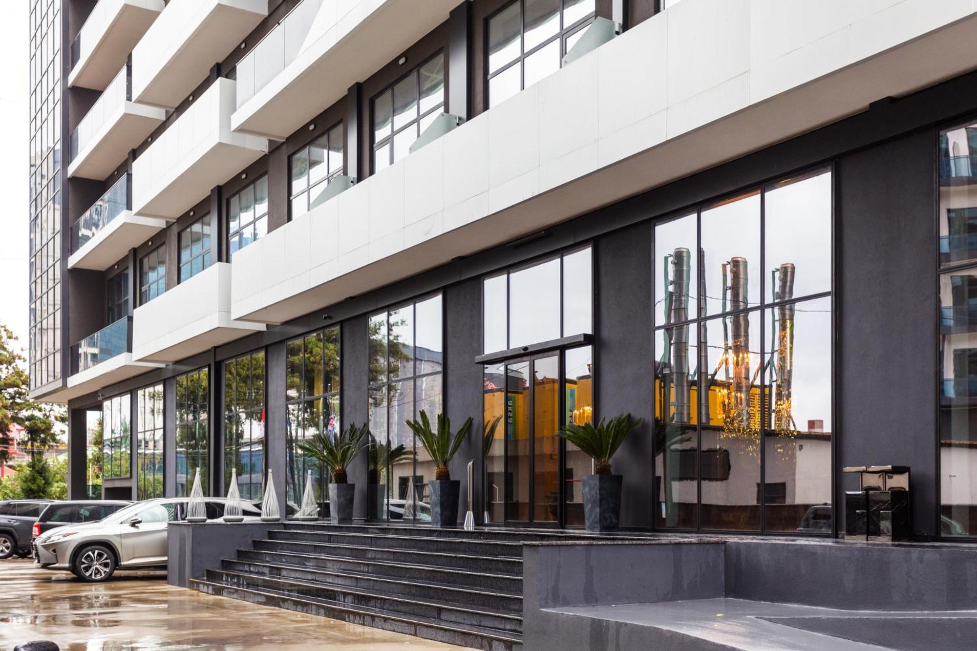 Nova Concierge Aparthotel Батуми Экстерьер фото