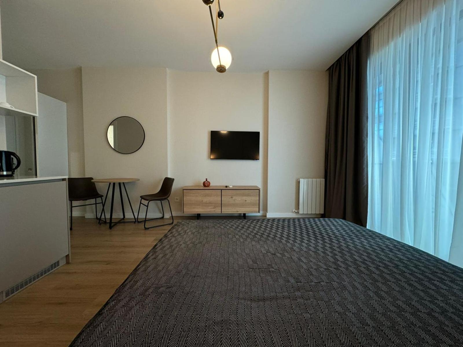 Nova Concierge Aparthotel Батуми Экстерьер фото