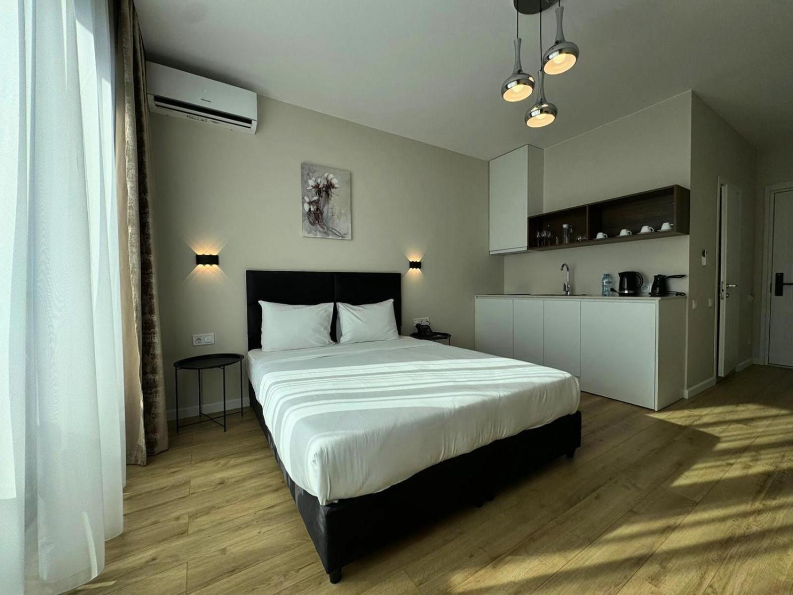 Nova Concierge Aparthotel Батуми Экстерьер фото