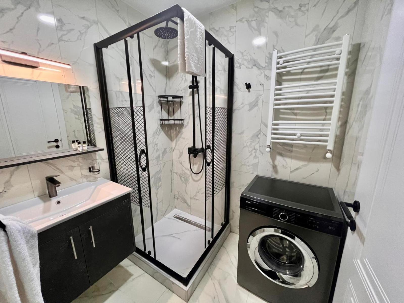 Nova Concierge Aparthotel Батуми Экстерьер фото